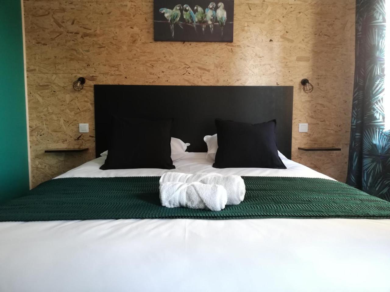 L'Angely - Chambres D'Hotes Ньор Экстерьер фото